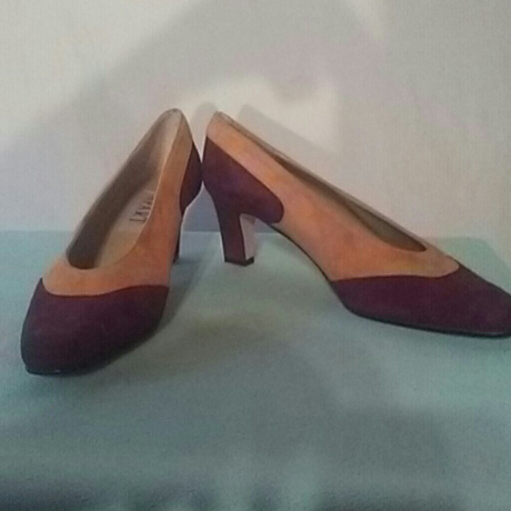 Apart lady's shoe